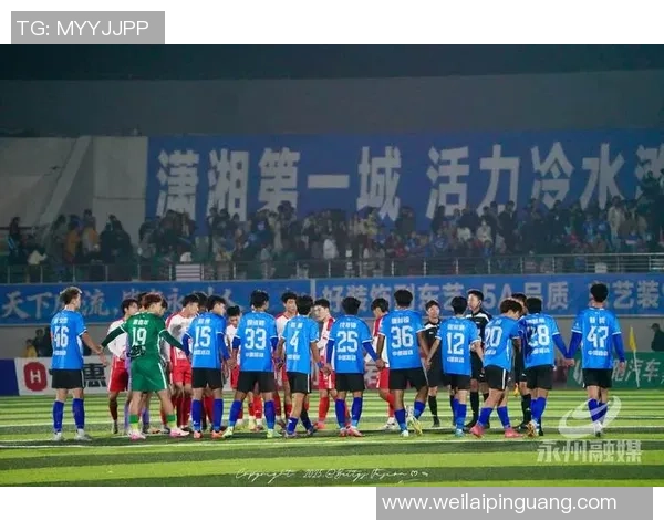 杭州攀岩队边路渗透革新探索新战术提升竞技水平的深度分析 杭州攀岩队边路渗透革新探索新战术提升竞技水平的深度分析